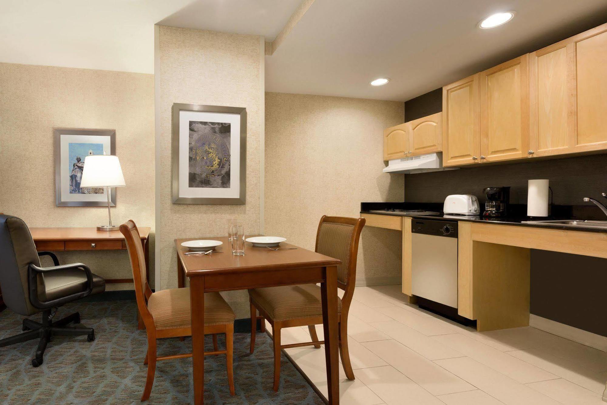 Homewood Suites By Hilton Hartford Downtown Екстер'єр фото