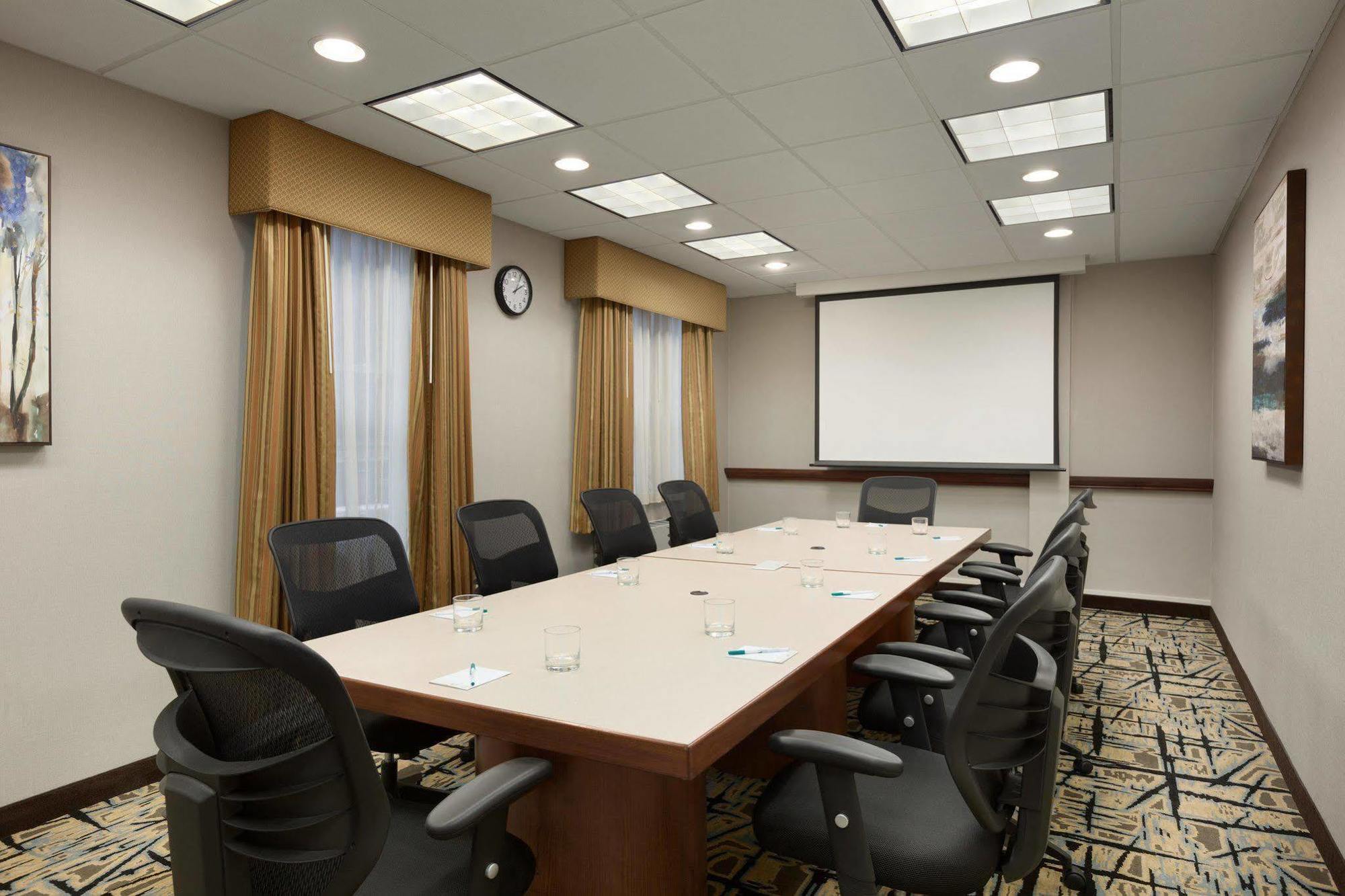 Homewood Suites By Hilton Hartford Downtown Екстер'єр фото